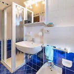 Villaggio Club Dei Pini * 비비오네