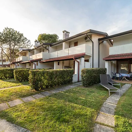 빌라 Villaggio Club Dei Pini *